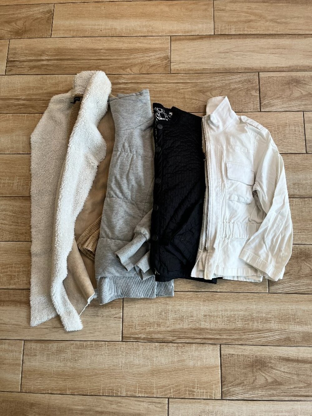 Womens Bundle of 4 Jackets - L